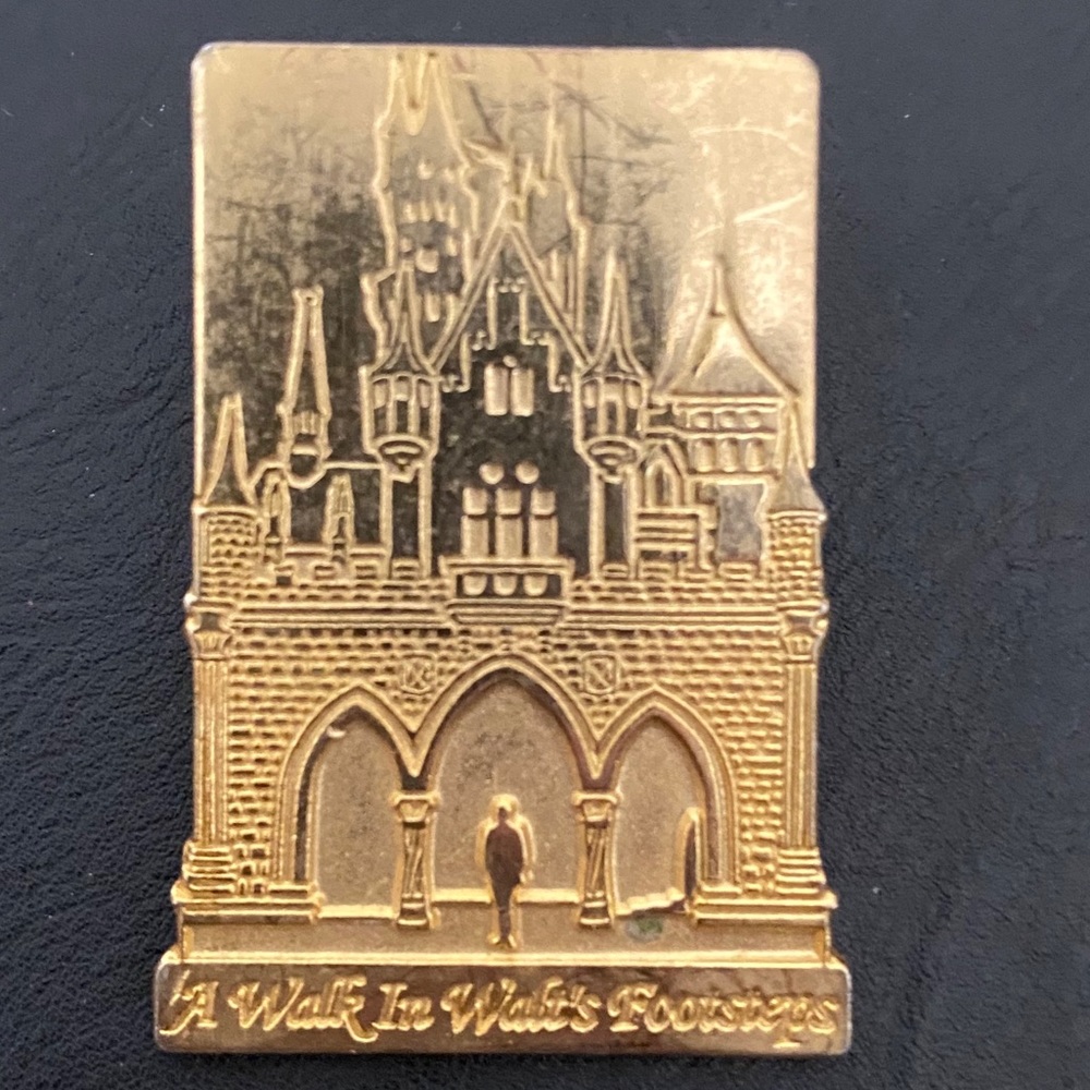 Disney’s Walk In Walt’s Footsteps Tour Pin 2005